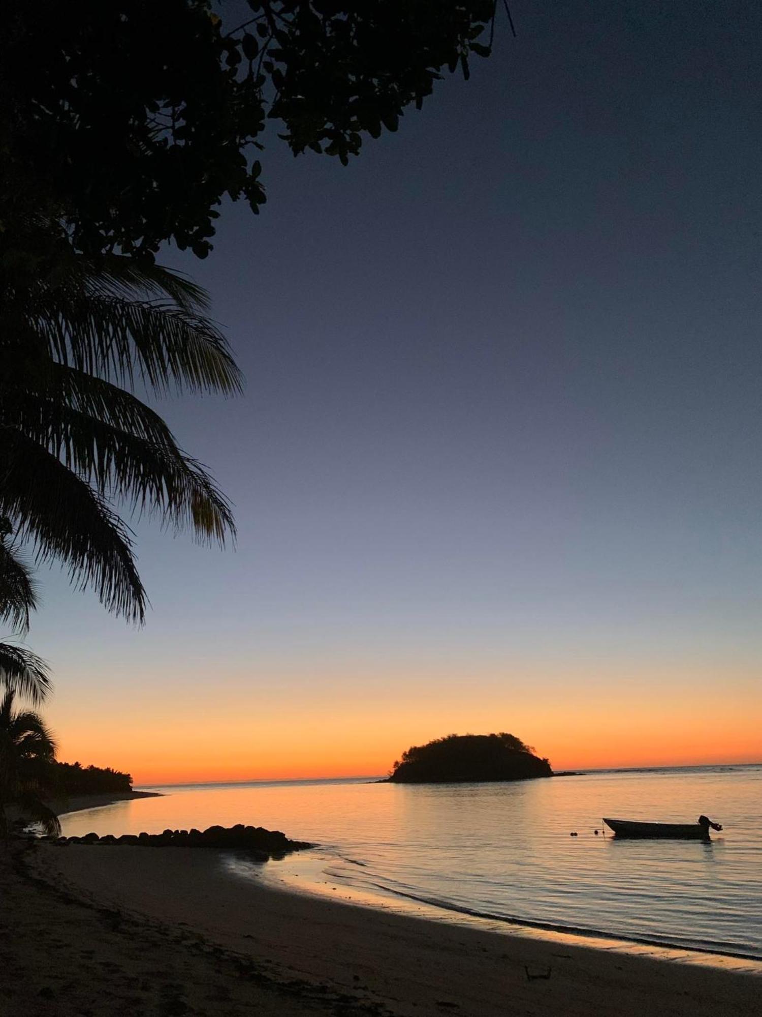 Mai Sunset Island Resort Ngunu Esterno foto
